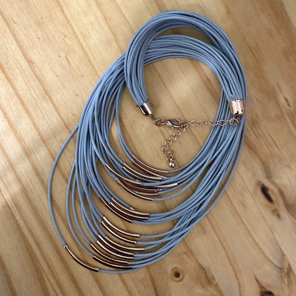 Multi strand necklace - Picture 2 of 3